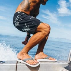 OluKai Ulele - Stone 14 OluKai Ulele - Stone -Olukai 10435 4Q4Q 104