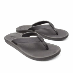 OluKai Kōko‘o - Pavement -Olukai 10493 PVPV 003 M Kokoo PavPav