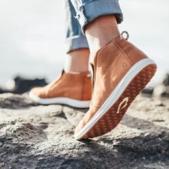 OluKai Hawai‘iloa Manu Hope - Fox / Off White 12 OluKai Hawai‘iloa Manu Hope - Fox / Off White -Olukai 20397 FX18 W 102 HawaiiloaManuHope FoxOfw