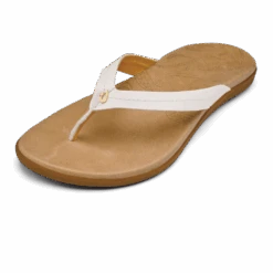 OluKai Honu - Bright White / Golden Sand 9 OluKai Honu - Bright White / Golden Sand -Olukai 20436 WBGS AMZ W Honu BrightWhiteGoldenSand