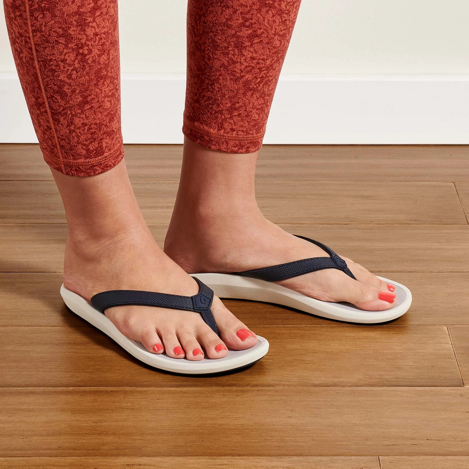 OluKai Pī‘oe - Trench Blue / Mist Grey 4 OluKai Pī‘oe - Trench Blue / Mist Grey - Image 2