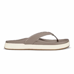 OluKai Nu‘a Pi‘o - Warm Taupe