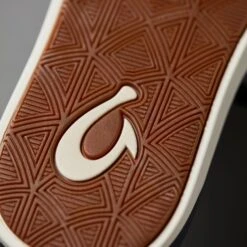 OluKai Maha 'Olu - Trench Blue / Aloha 14 OluKai Maha 'Olu - Trench Blue / Aloha -Olukai Maha Olu Trb 4